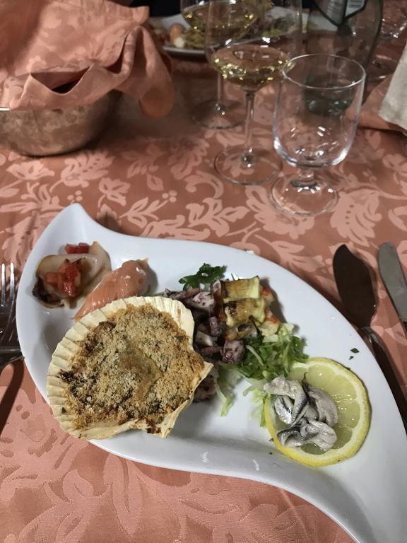La Perla Jonica Hotell Bova Marina Eksteriør bilde